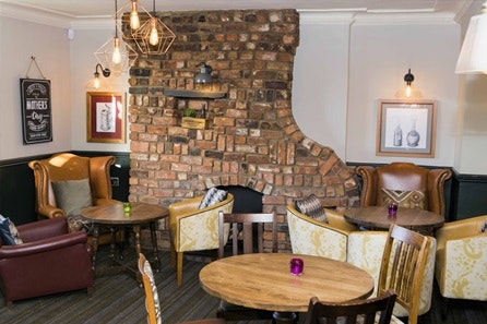 One Night Stratford-Upon-Avon Break with Finest Sicilian Wine Tasting for Two 2