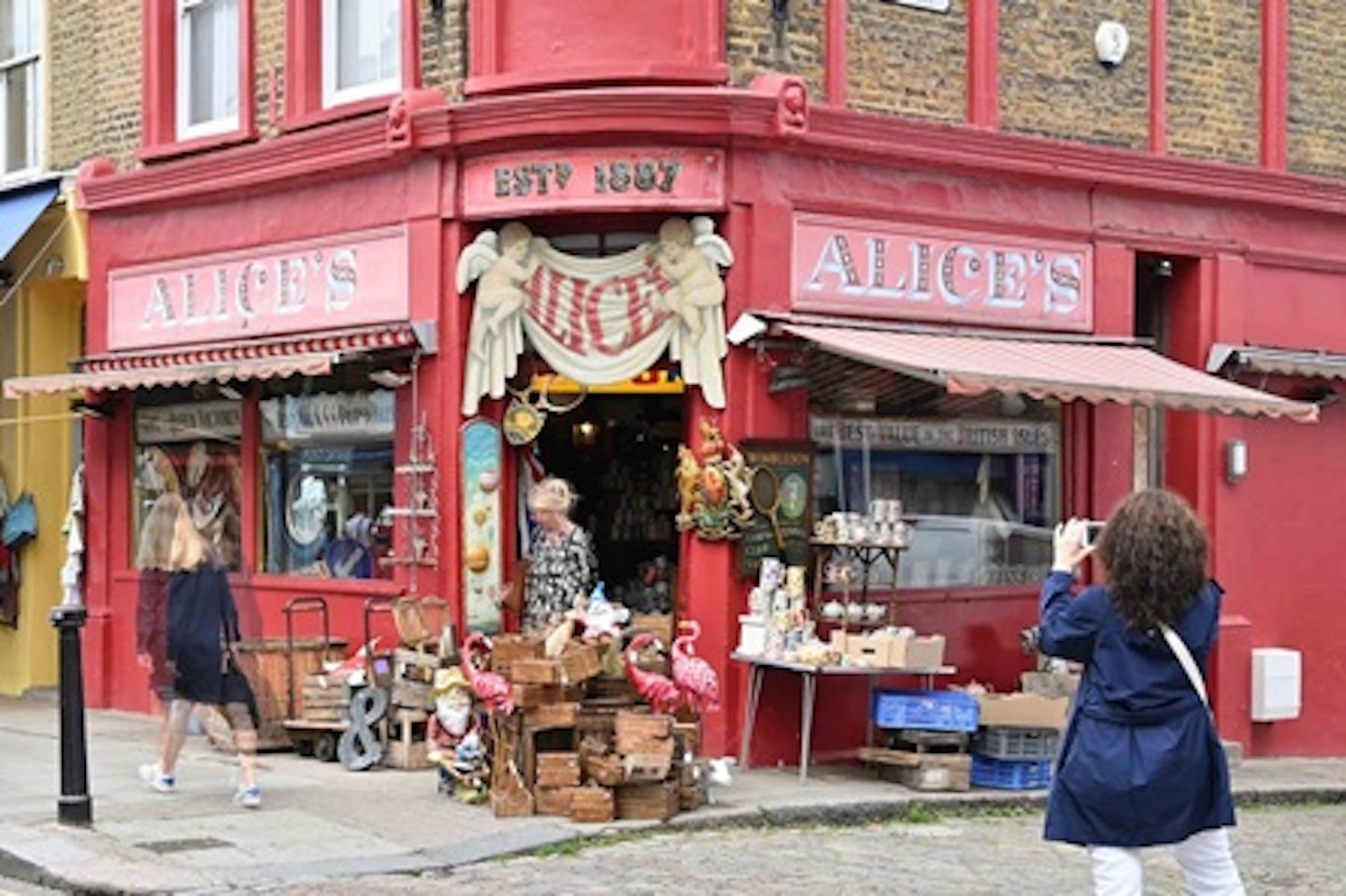 Photography Course and Colourful Photo Tour of London's Notting Hill 3