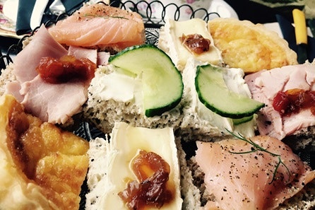 Prosecco Afternoon Tea for Two at Metrodeco Tea Salon, Brighton 3