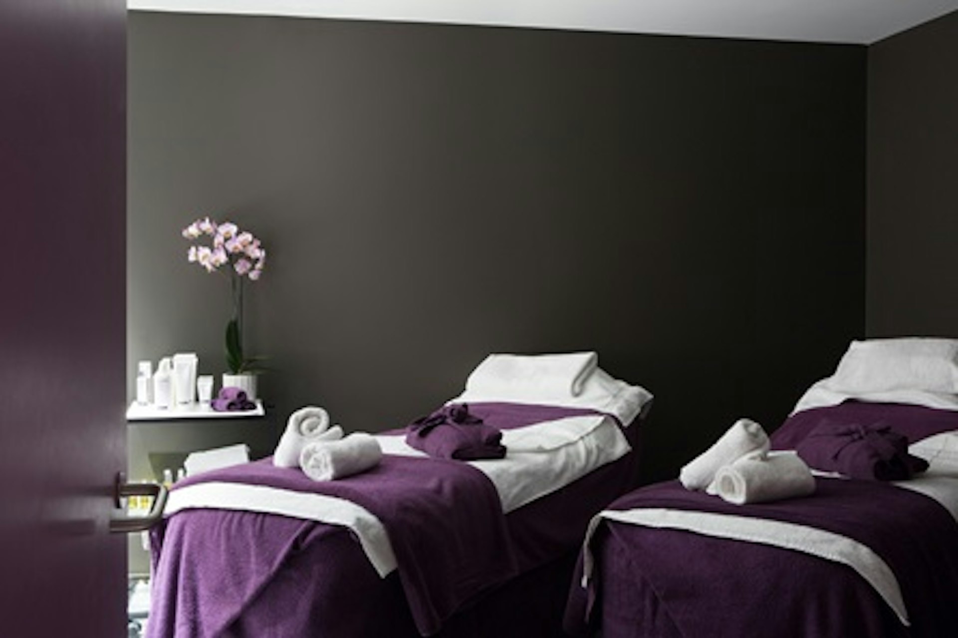 PURE Spa & Beauty Pamper Package including a 60 minute Massage or Facial for Two 3