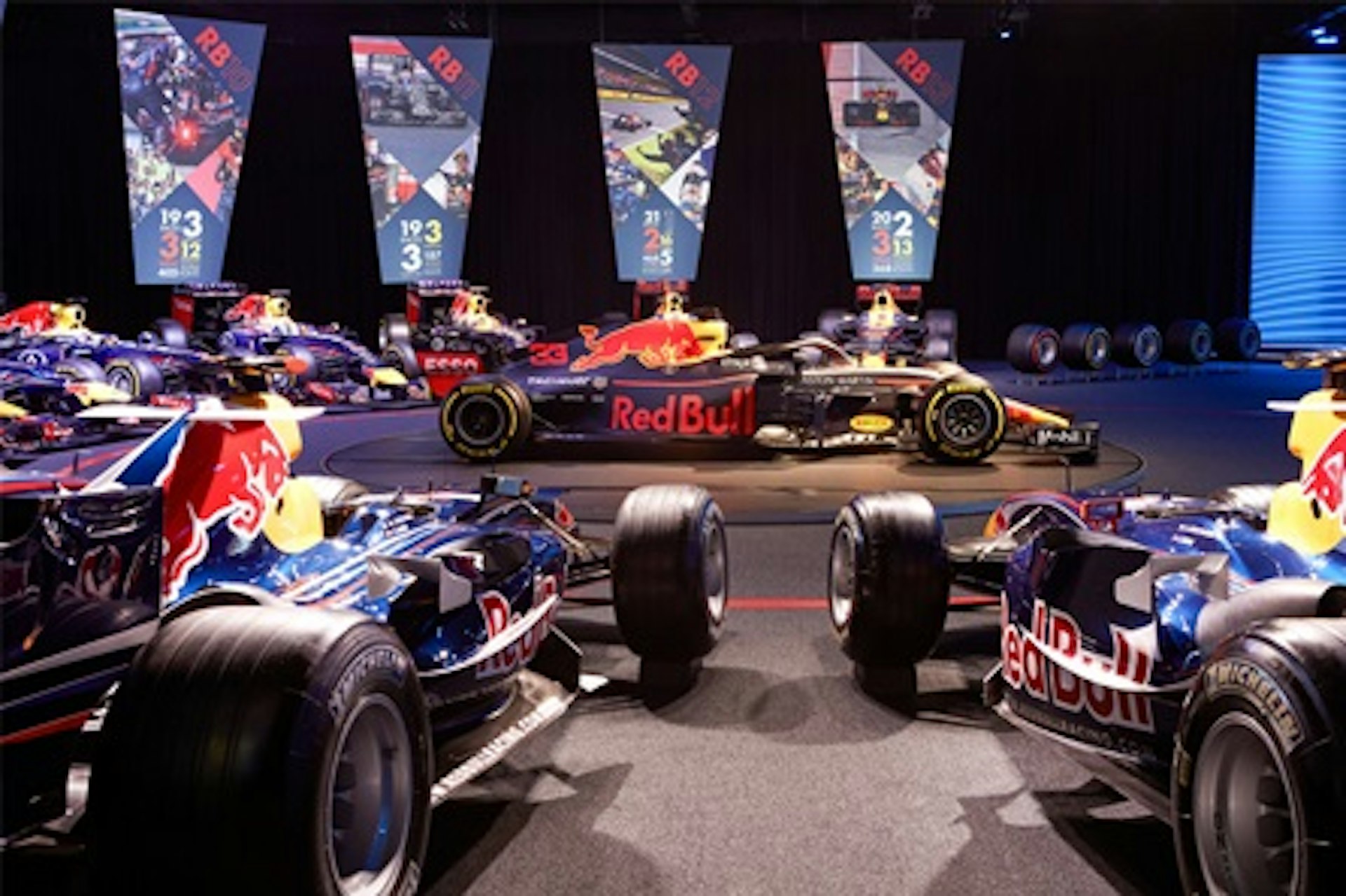 Red Bull Racing Formula One™ Team Factory Tour 3