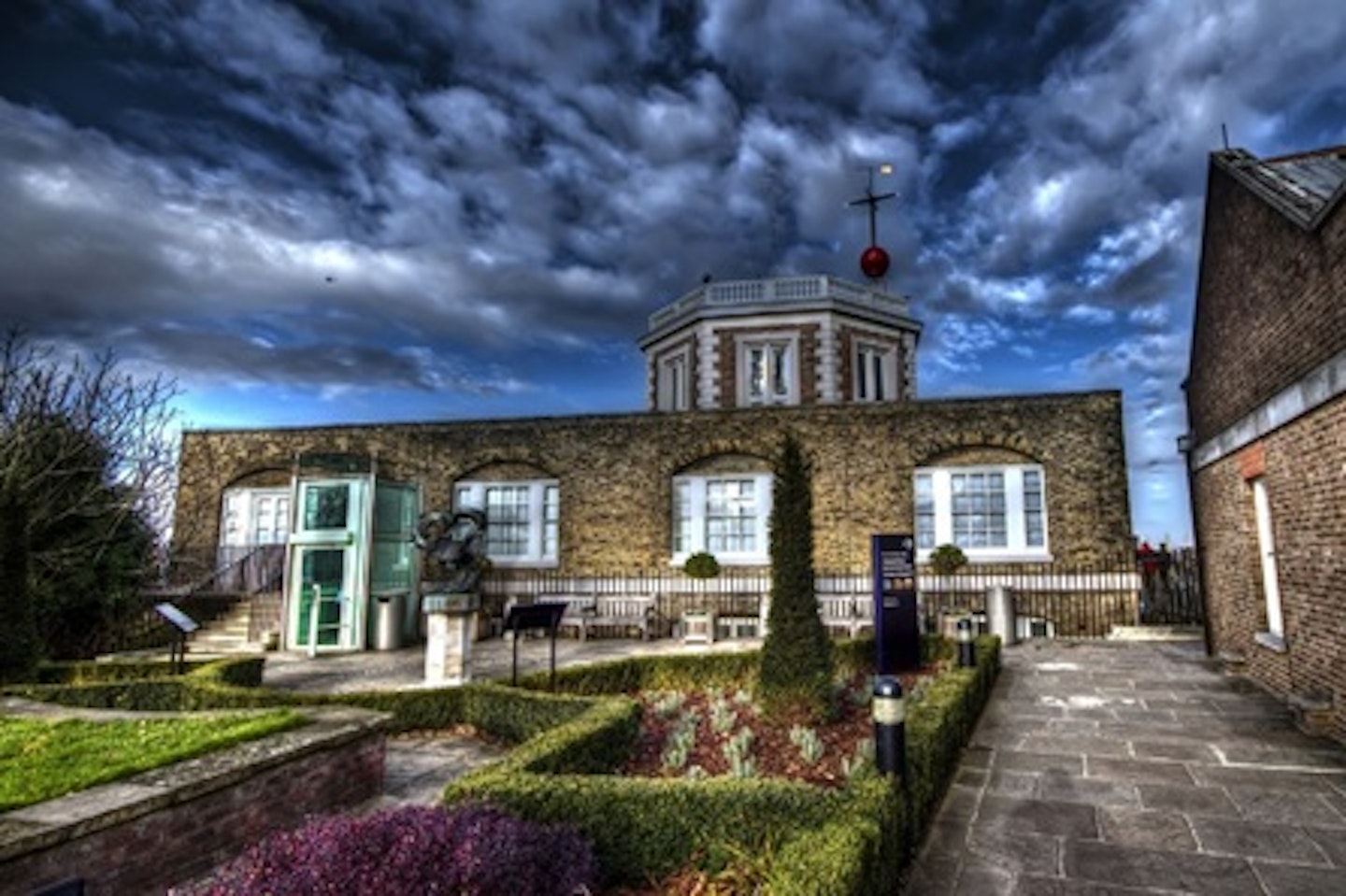 Royal Maritime Greenwich Ghost Walking Tour for Two 4