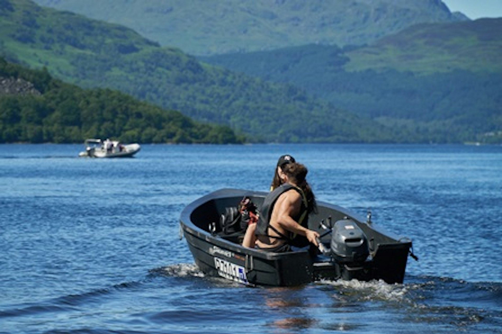 Self-Drive Motorboat Hire on Loch Lomond 3