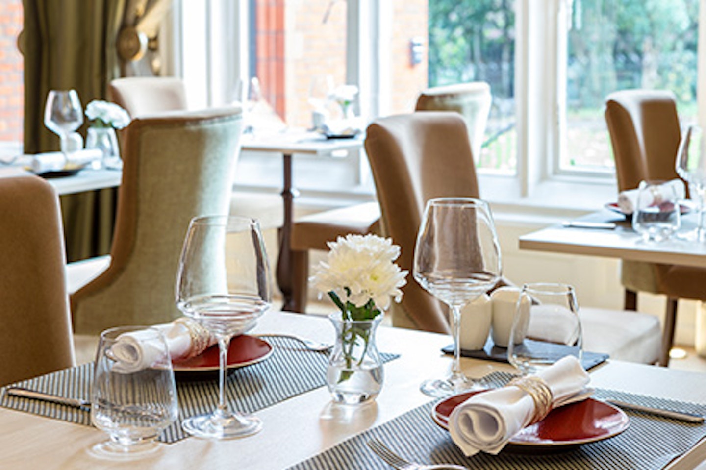 Sunday Lunch with Champagne for Two at The Melody Restaurant, London 3