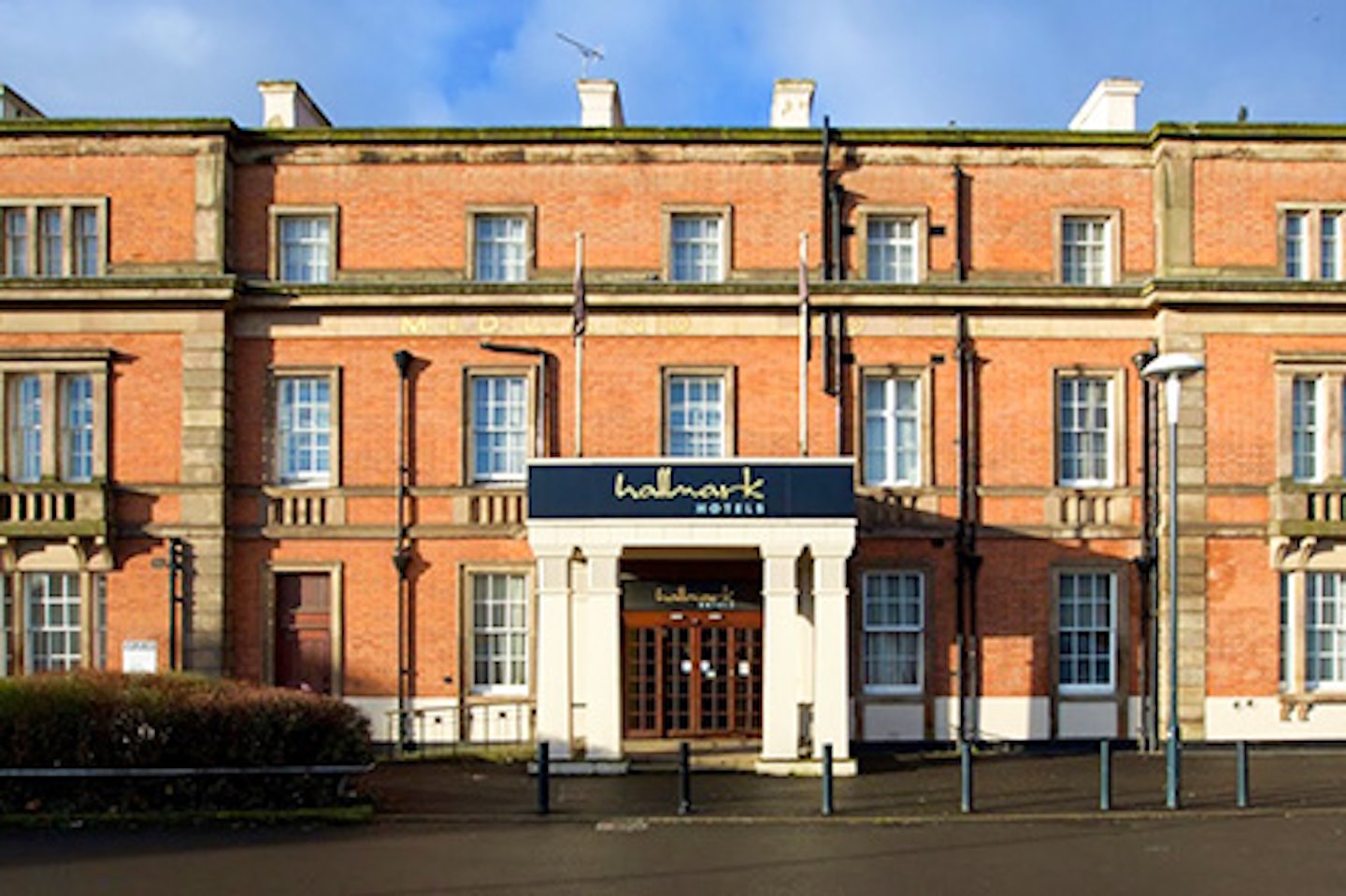 Sunday Night Escape for Two at Derby Midland Hotel, Signature Collection By Best Western and Visit to Chatsworth House 2