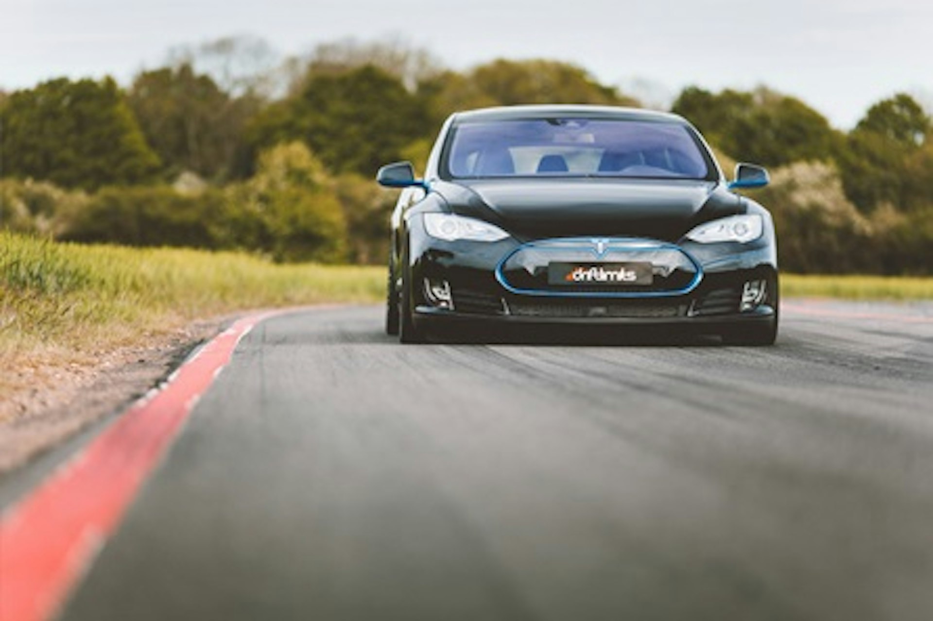 Tesla Model S On Track Driving Experience 2