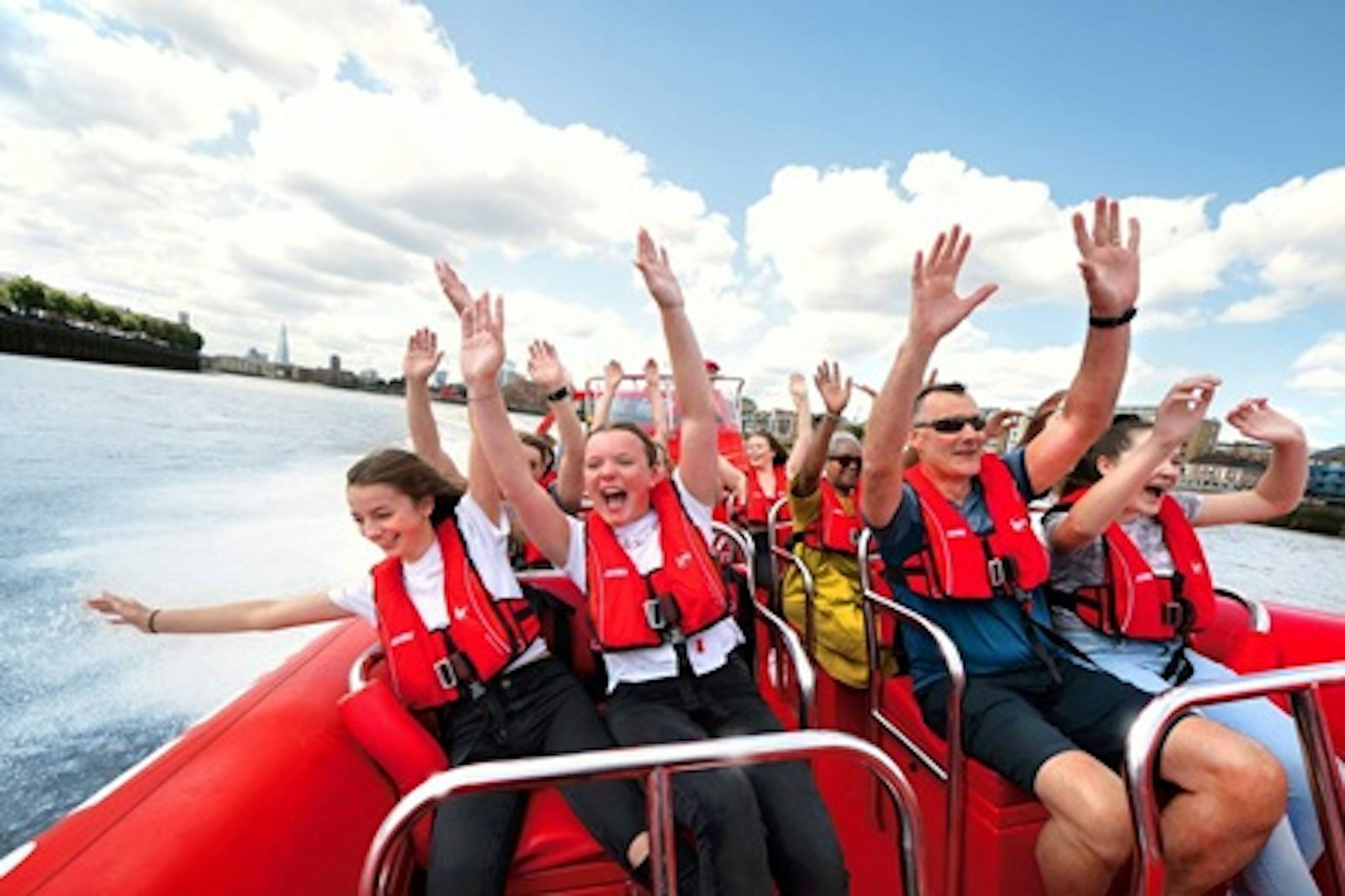 Thames Rockets Speed Boat Ride for Two 2