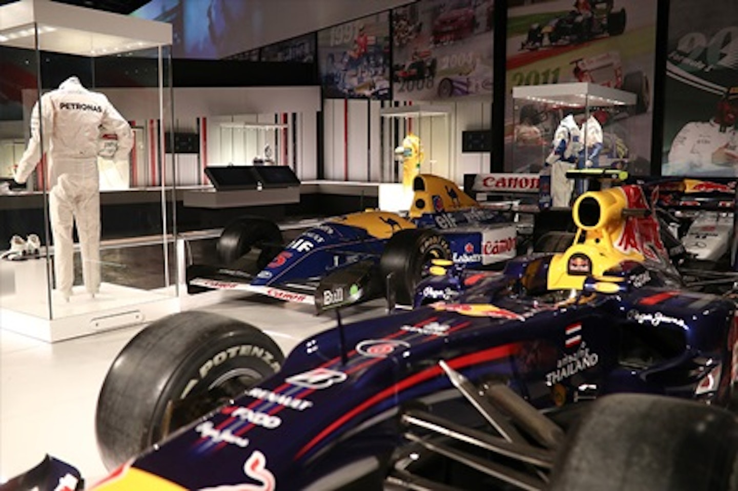 The Silverstone Interactive Museum - An Immersive History of British Motor Racing for Two