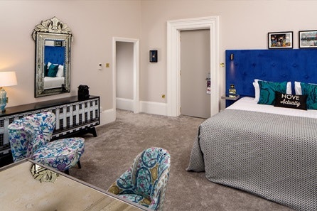 Two Night Break with Dinner for Two at the Mercure Brighton Seafront Hotel 1