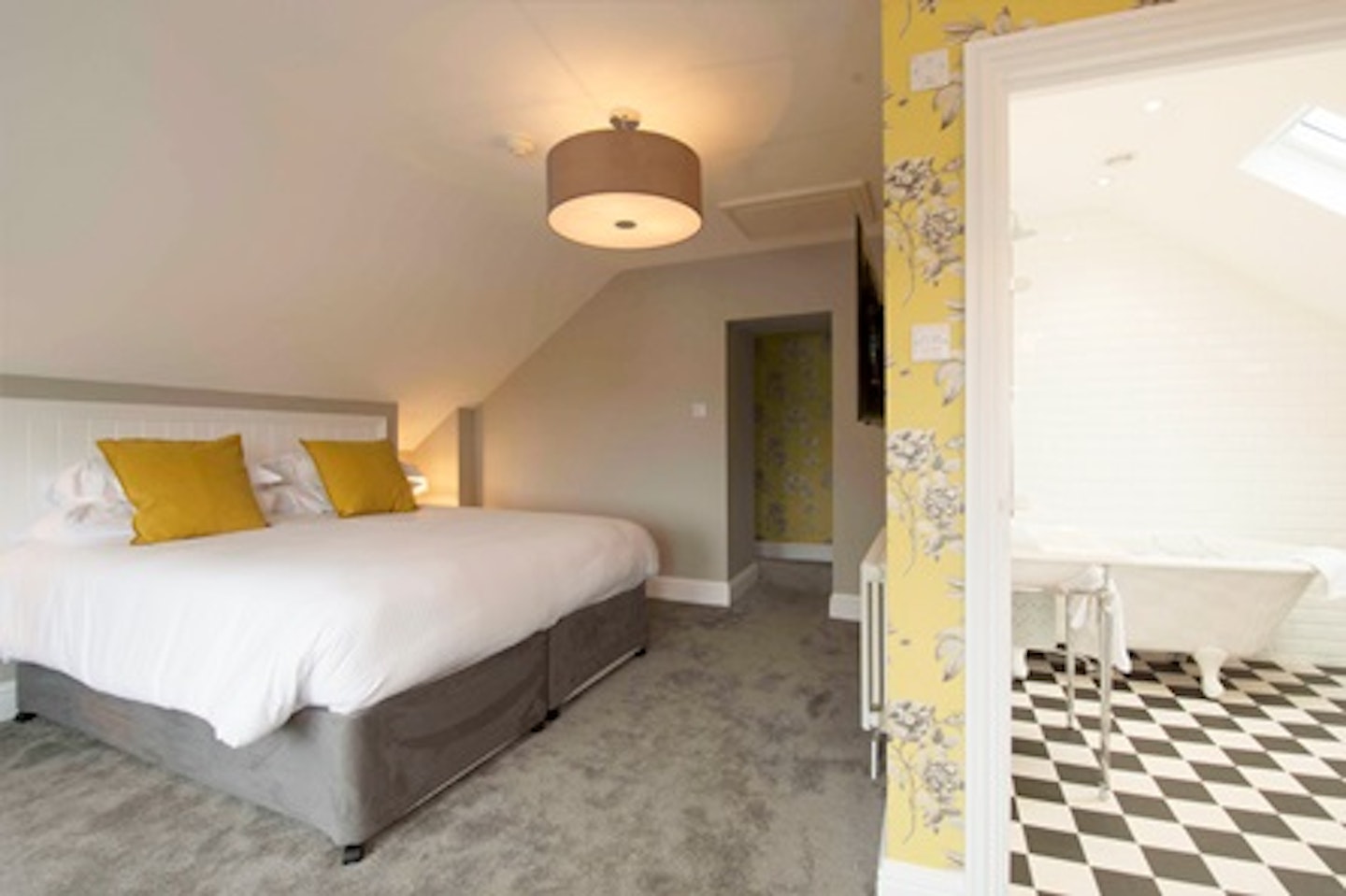 Two Night Coastal Escape for Two at The Gannet Inn, St Ives 1