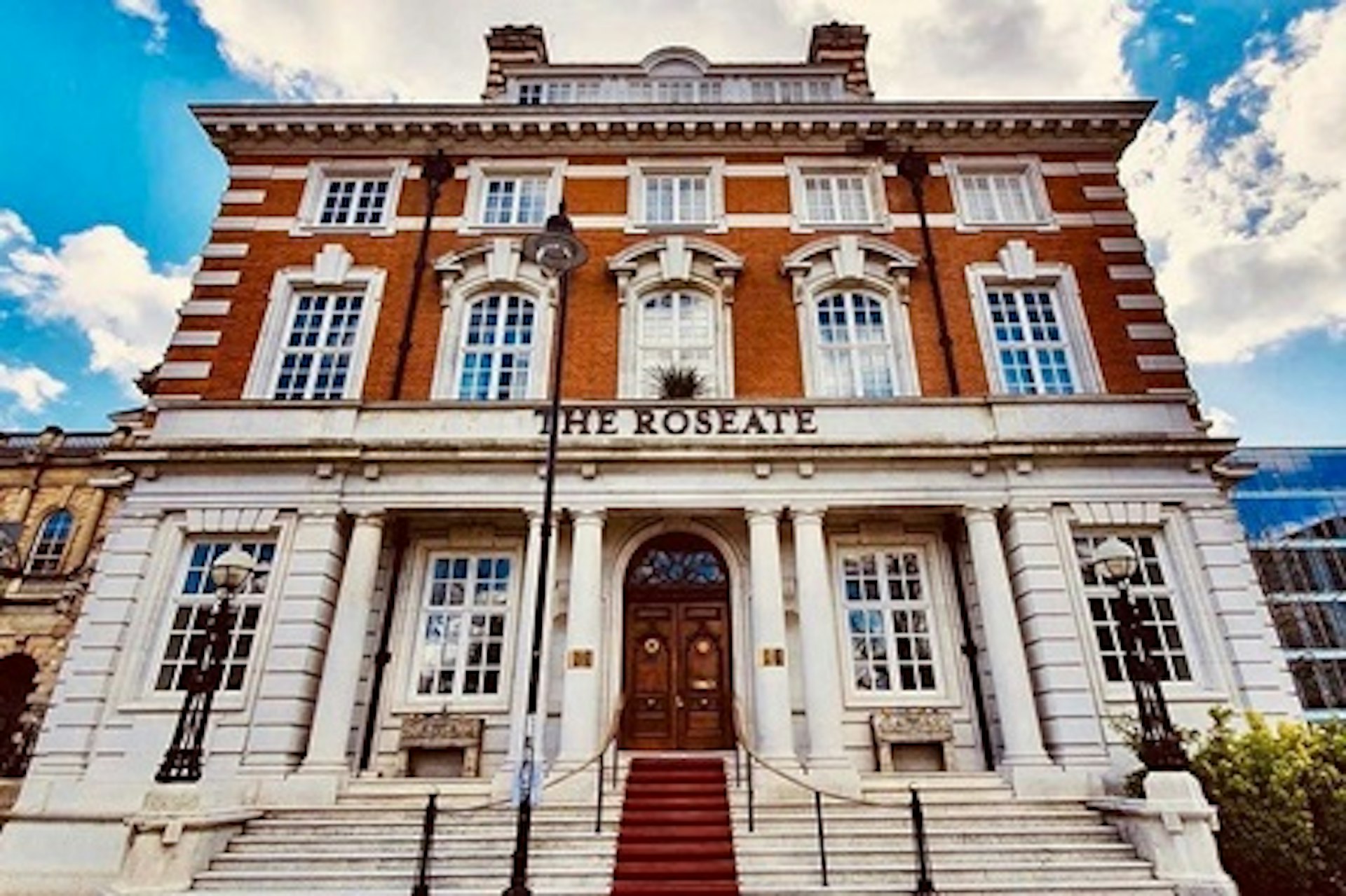 Two Night Pamper Break with Treatment, Dinner and Prosecco for Two at the 5* Roseate Reading 1
