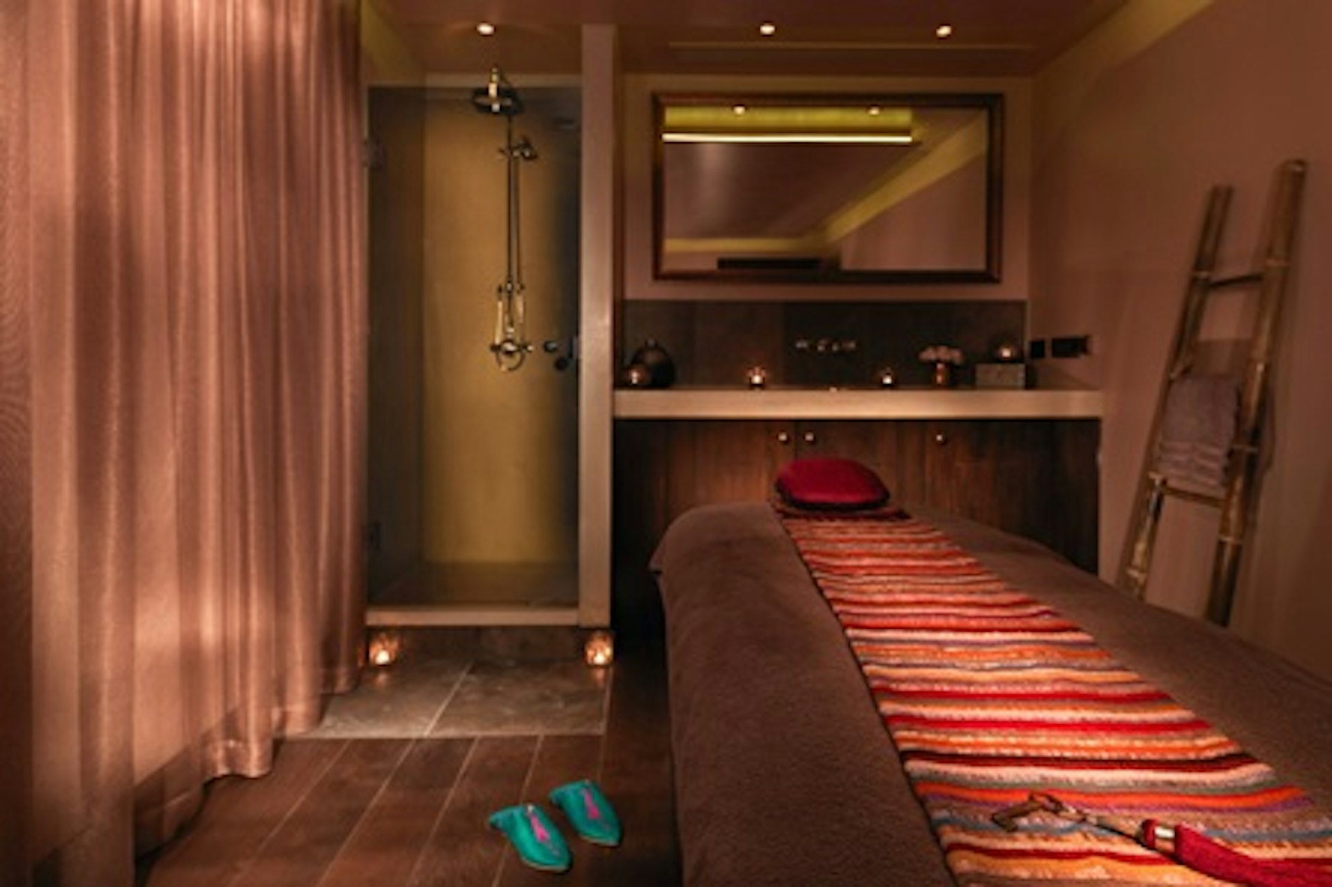 Ultimate Aromatherapy Massage for Two at The Spa in Dolphin Square 2