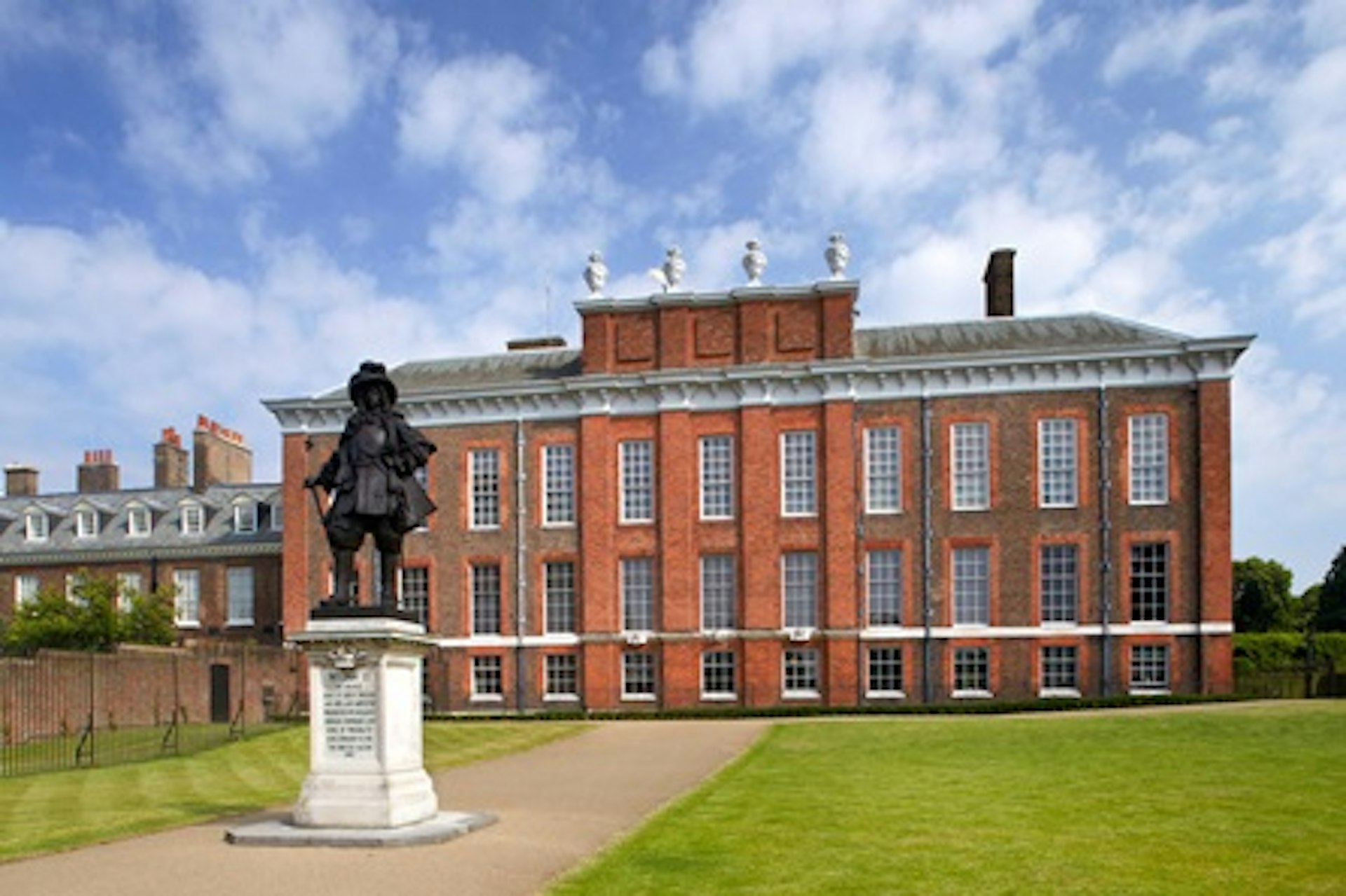 Visit to Kensington Palace for One Adult and One Child 1