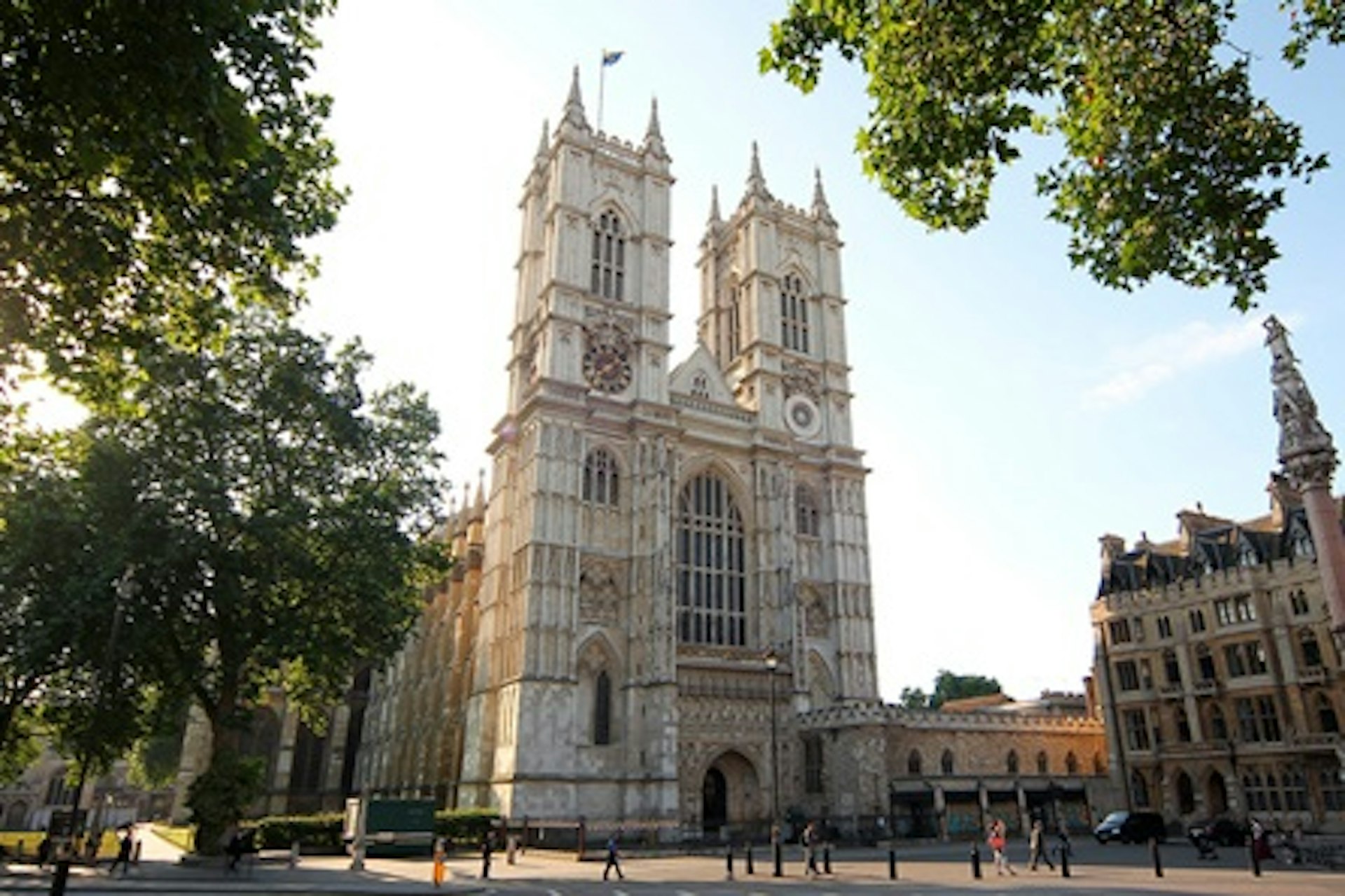 Visit to Westminster Abbey and Thames Sightseeing River Cruise for Two 1
